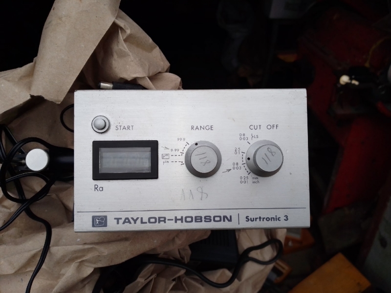 .   TAYLOR-HOBSON Surtronic 3